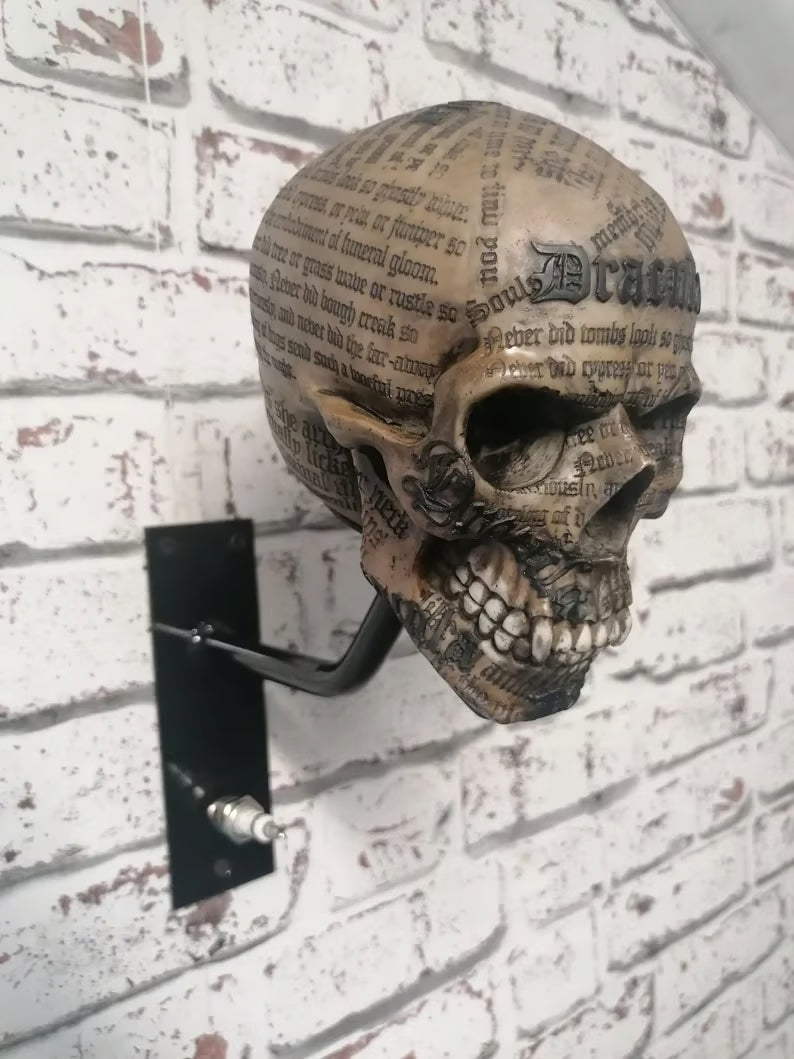 💀 SkullRack – Kypärä- ja takkiteline
