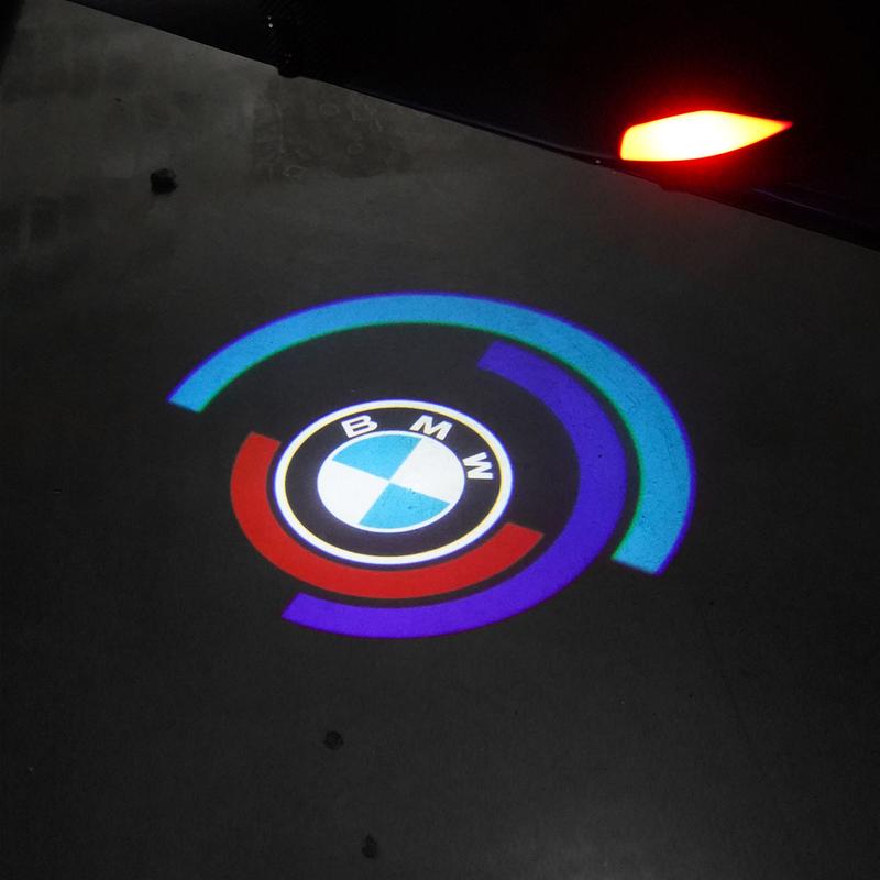 Auton oven logoprojektorisetti