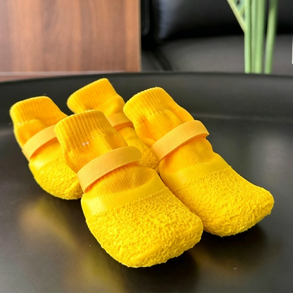 Liukumattomat ja vedenpitävät kengät lemmikeille🐶👟